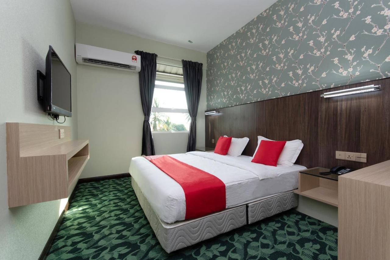 Super Oyo 89375 Regent Hotel Keningau Exterior photo